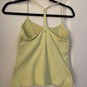 LULULEMON SIZE 6 YELLOW ACTIVE TANK